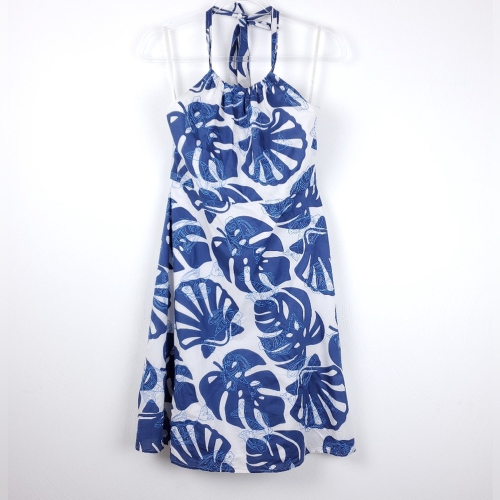 Vineyard Vines Embroidered Lined Halter Dress W Blue and White Fish/Leaf Pattern